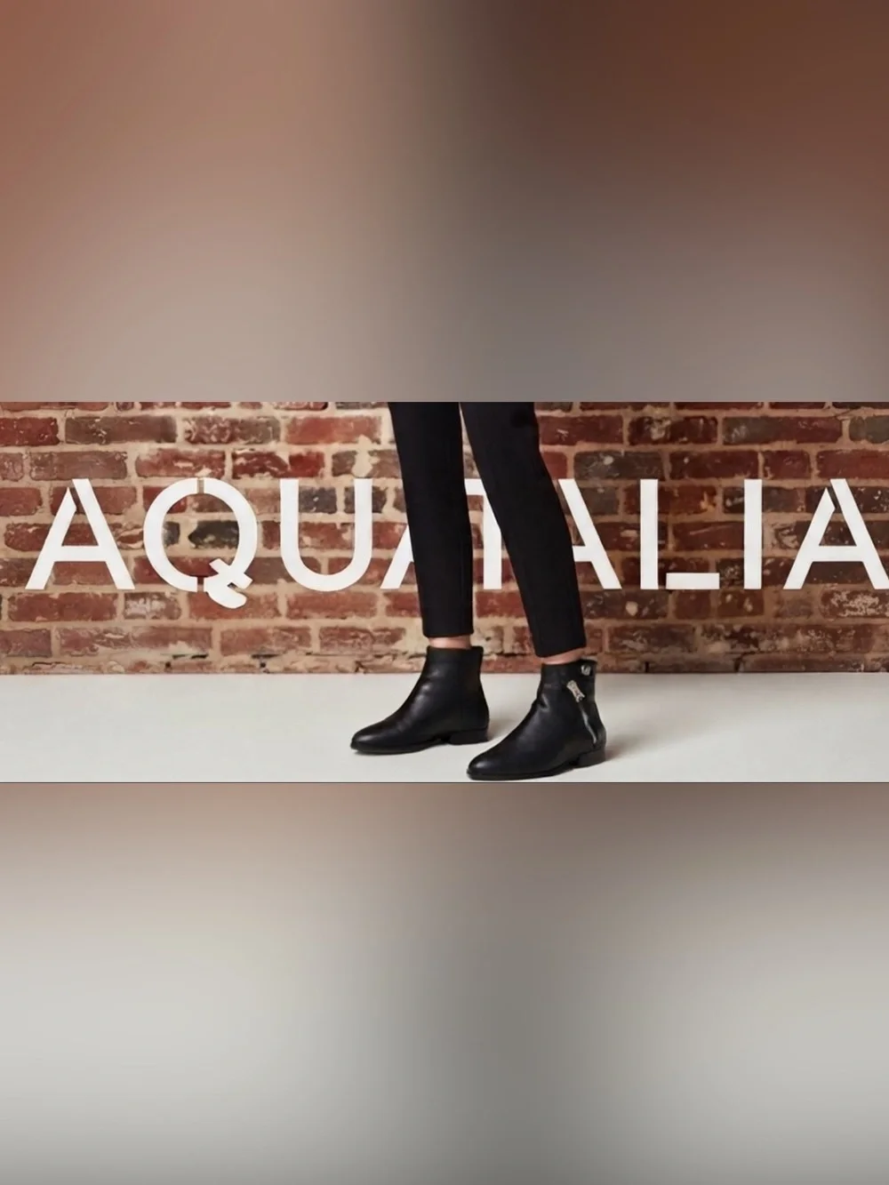 Authentic Aquatalia designer black leather ankle boots sz 8